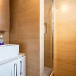 Lapa 3bdr Duplex W/ Balcony By Lovelystay