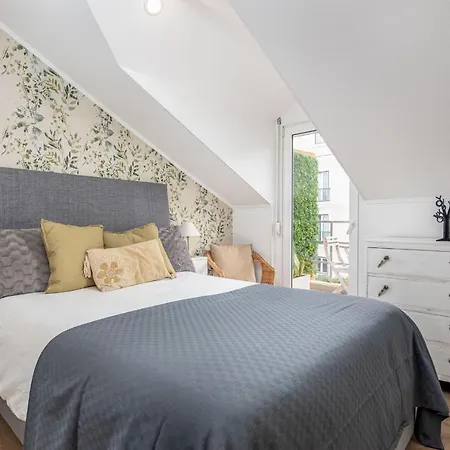 Lapa 3bdr Duplex W/ Balcony By Lovelystay * Lizbona