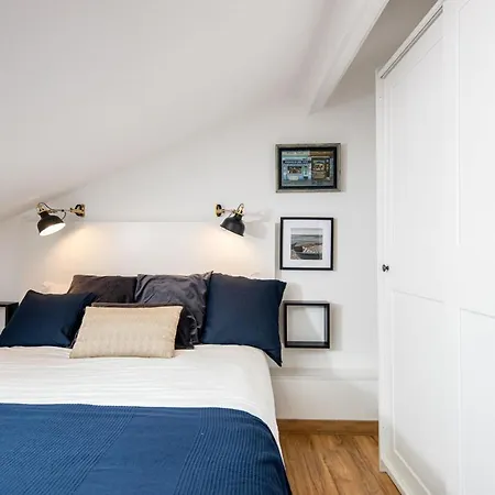 Lapa 3bdr Duplex W/ Balcony By Lovelystay Apartamento *