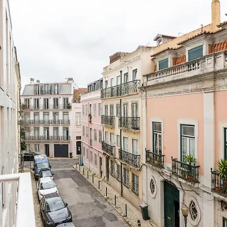 Lapa 3bdr Duplex W/ Balcony By Lovelystay Apartamento *