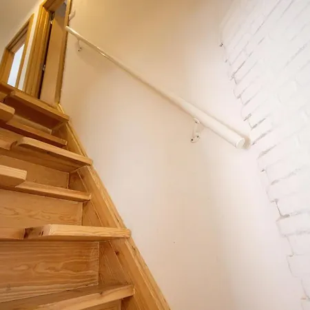 Lapa 3bdr Duplex W/ Balcony By Lovelystay דירה *